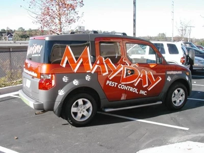 5 Reasons to Use Car Graphics and Wrap Advertising for Your Business